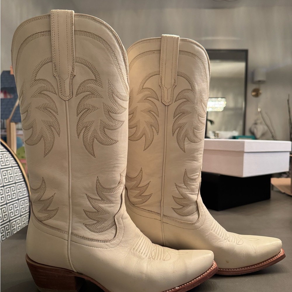 Tecovas White Annie Boots | Size 8.5
